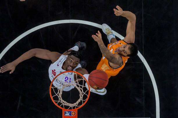 传中球员的 传中球员的