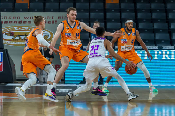 更灵活的动 更灵活的动